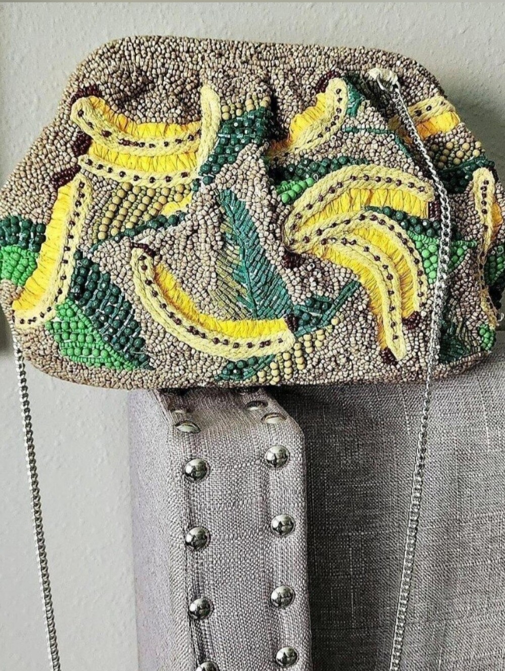 Going completely BANANAS over this bag! 🍌🌴💛